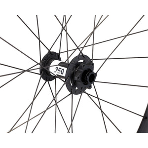 Roval Traverse Alloy 350 6B