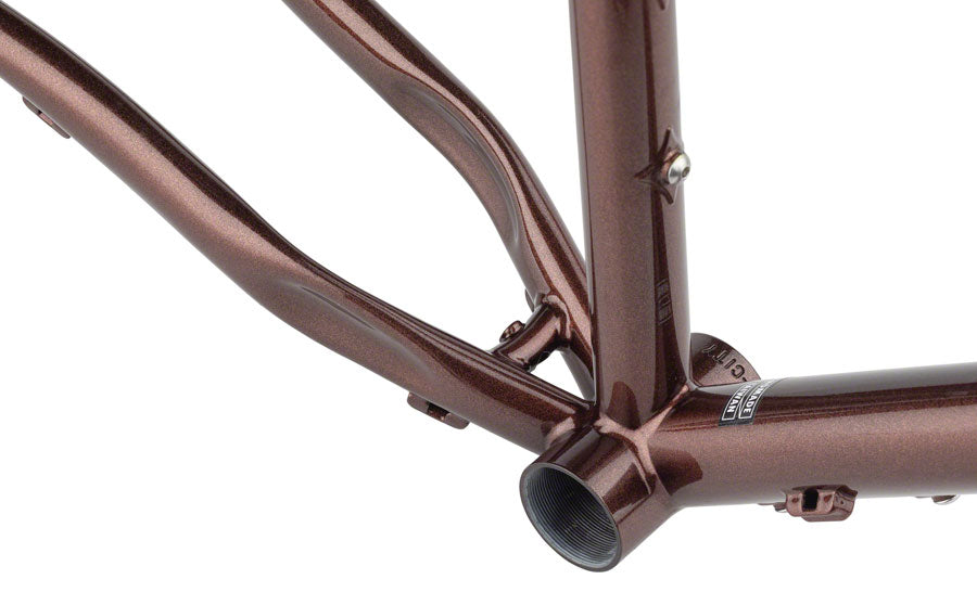 FM0682-04.jpg: Image for Gorilla Monsoon Frameset - Root Beer Keg