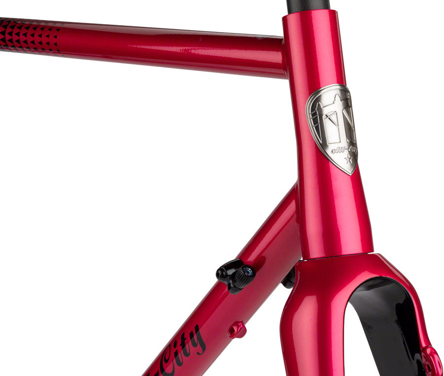 FM1889.jpg: Image for Zig Zag Frameset - Sour Cherry Seltzer