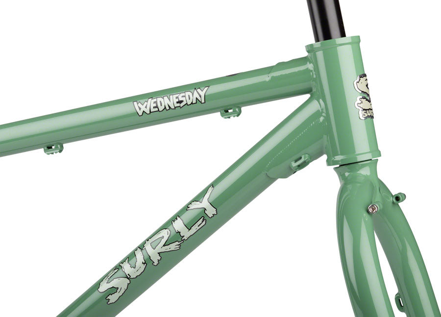 FM8625.jpg: Image for Wednesday Frameset - Shangri-La Green