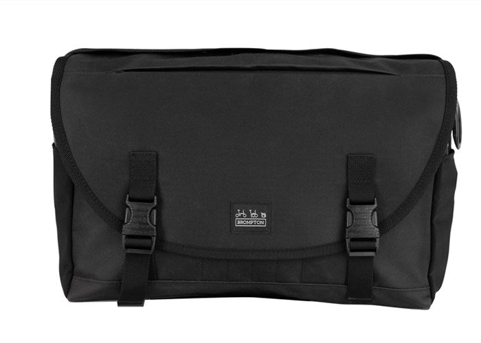 Metro bag M, Black, with frame